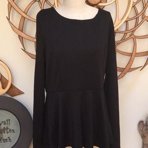 Lovely NWT Black Peplum Style Longsleeve SZ L